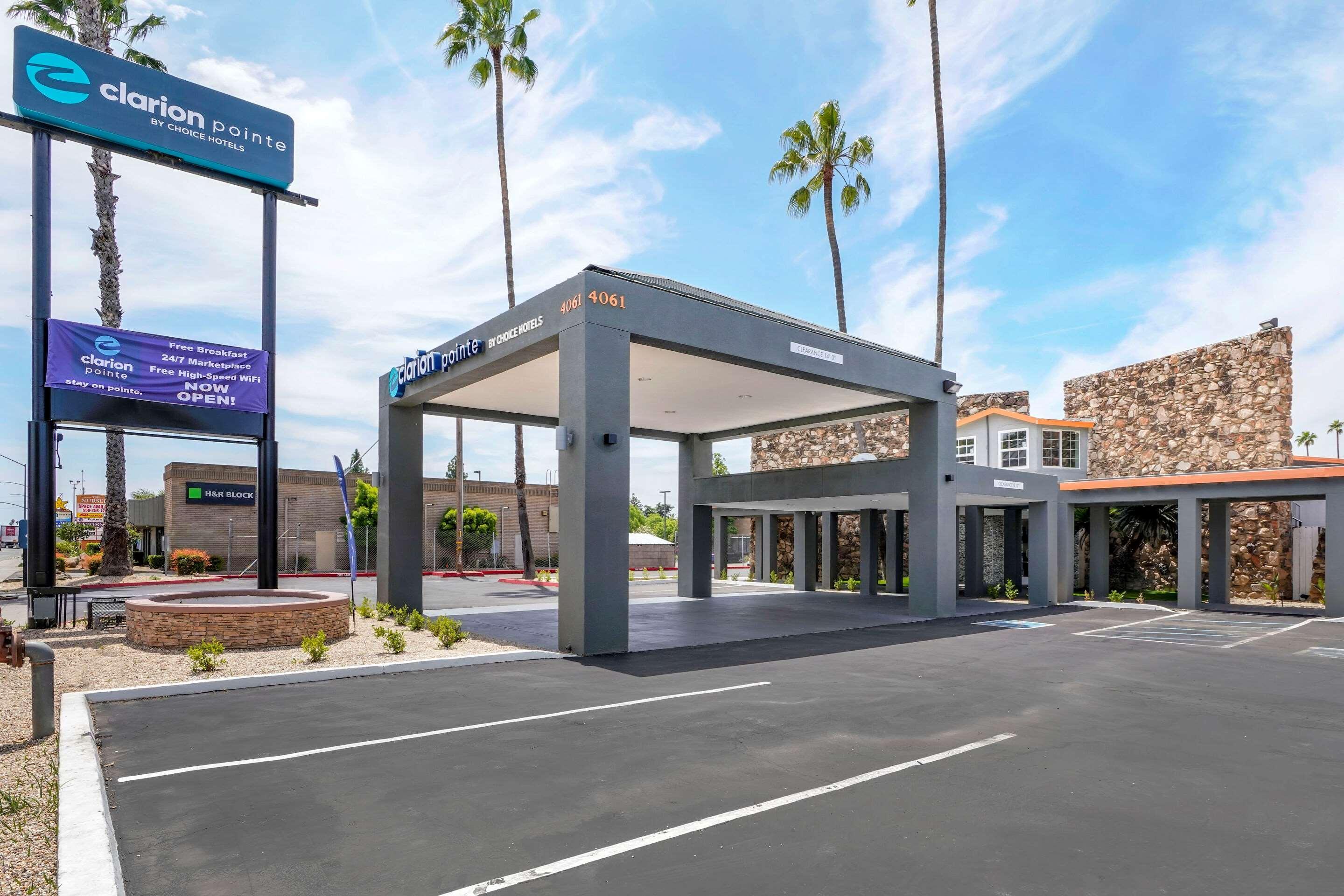 Clarion Pointe Fresno Near Yosemite Hotel Bagian luar foto